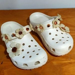 CROCS blinged with flowers 8